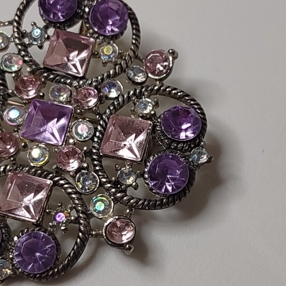 Pretty Purple And Pink Rhinestone Vintage Brooch - Picture 9 of 16